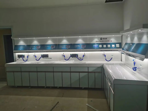 内镜清洗中心的操作流程与传统内镜清洗消毒方式的对比