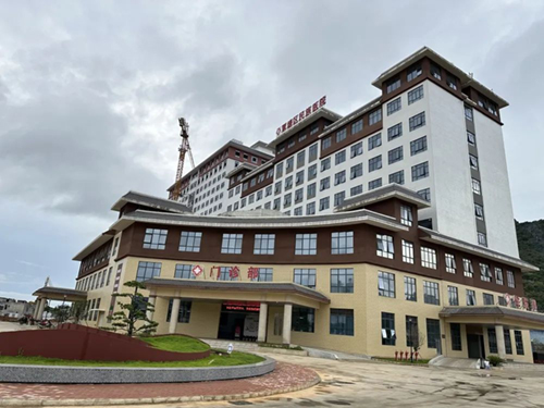 广西壮族自治区贵港市覃塘区民族医院内镜清洗工作站、储镜柜、纯水机安装调试完成